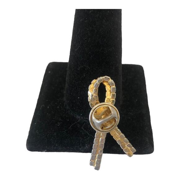 Rhinestone Goldtone Patriotic Ribbon Brooch Red White Blue Ribbon Pin USA - Picture 5 of 9